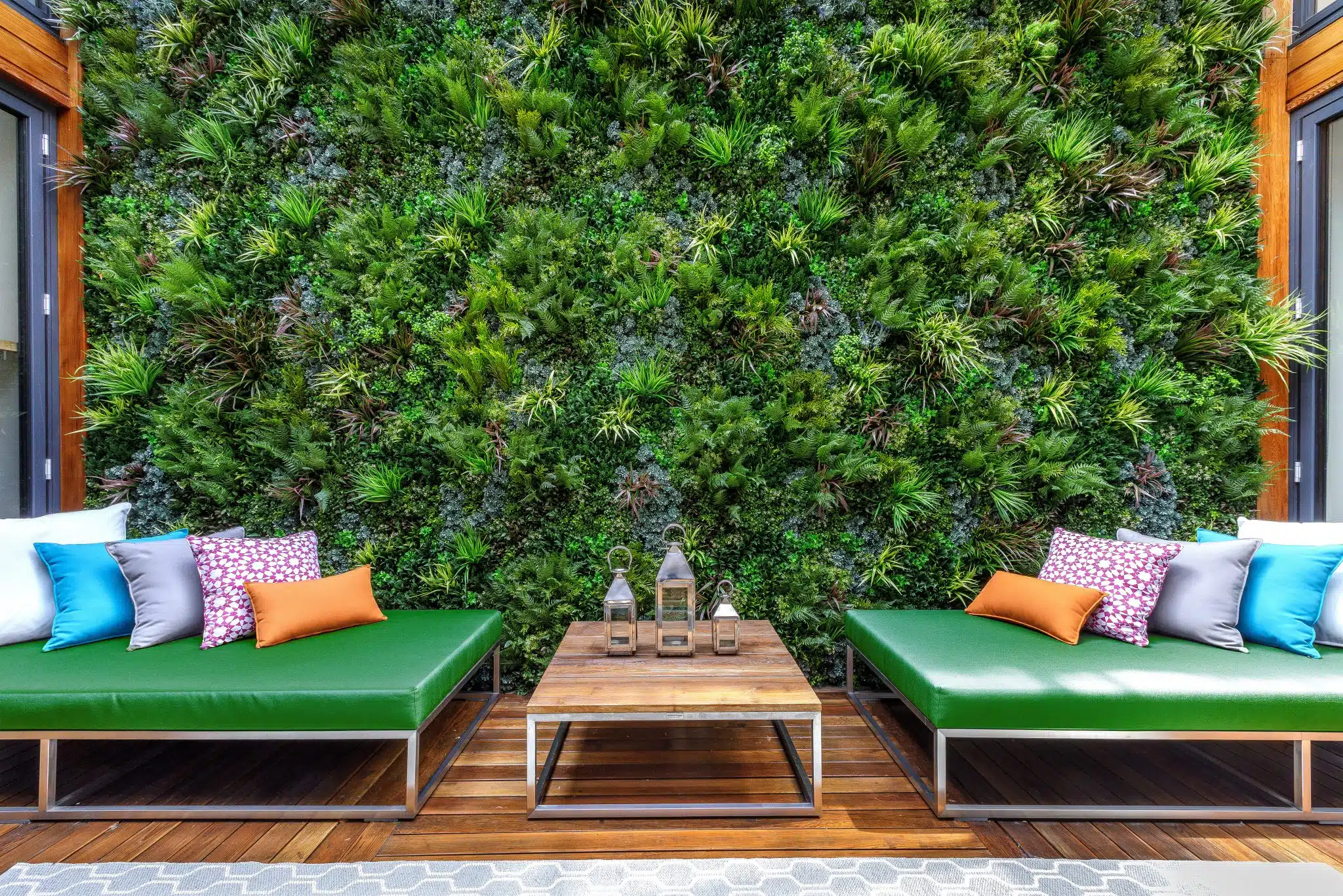 How Artificial Plant Installation Adds Beauty Without-Maintenance