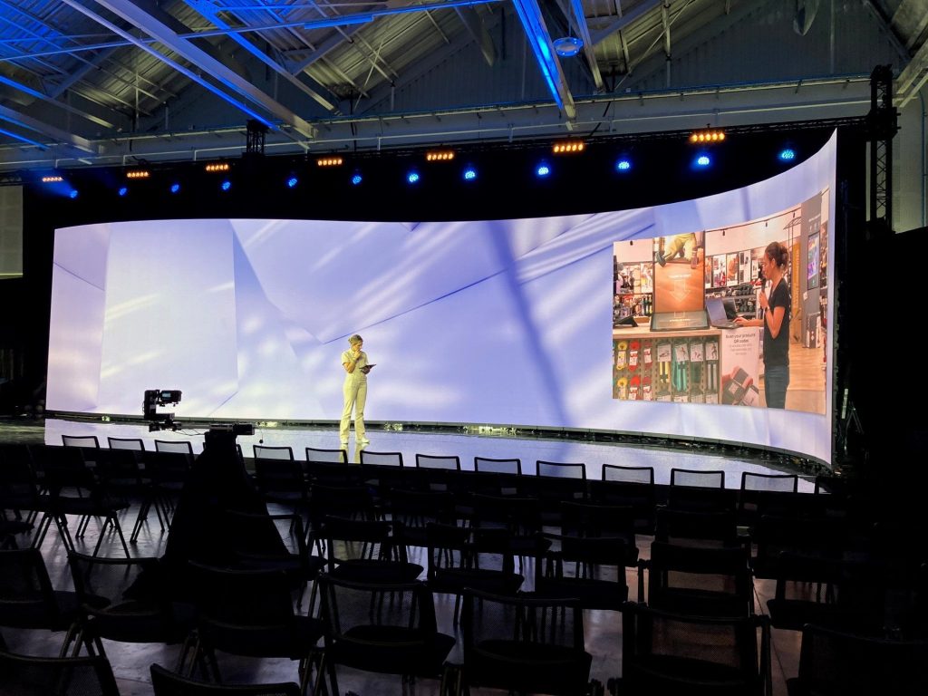 How LED Lighting Displays Can Boost Your Event or Business-Visibility