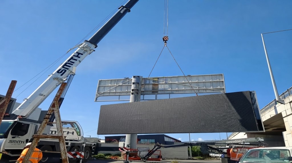 What Are the Benefits of Professional LED Display Lights Installation